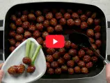Link to a video about the Presto Precise 16-inch Tuxedo digital skillet.