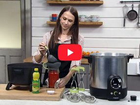 Link to a video demonstrating how to boiling water can with the 02153 and 02154 Presto Precise Digital Pressure Canners.
