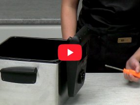 Link to a video demonstrating how to reset a Presto ProFry thermostat.